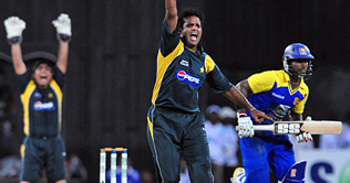 Pakistan thrash Sri Lanka in T20